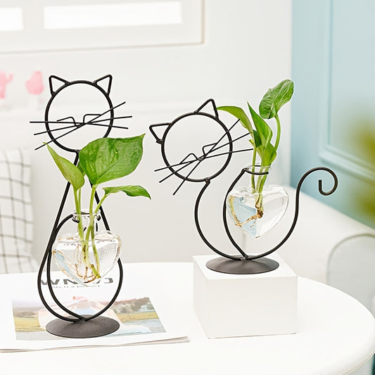 Minimally Designed Cat Shaped Wrought Iron Vase with Heart-shaped Small Glass Vase And Golden Metal Support Plant Rack, Suitable for Home Wedding Decoration\u002Fdesktop Glass Flowerpot Vase Rack, Creative Decoration for Home Terrace Lawn Garden